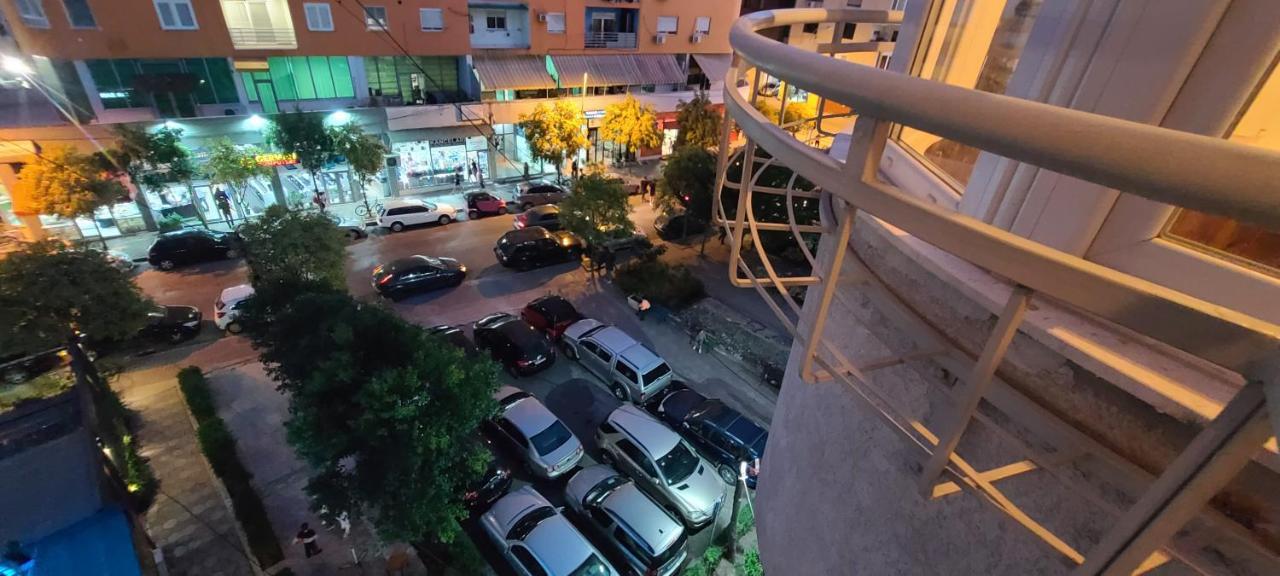 Oro Apartments 地拉那 外观 照片